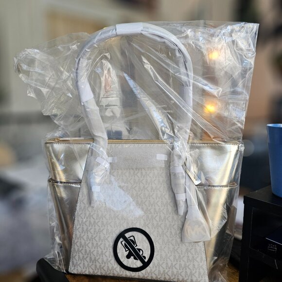 Michael Kors Large Signature Logo and Metallic Tote Bag - Picture 1 of 8
